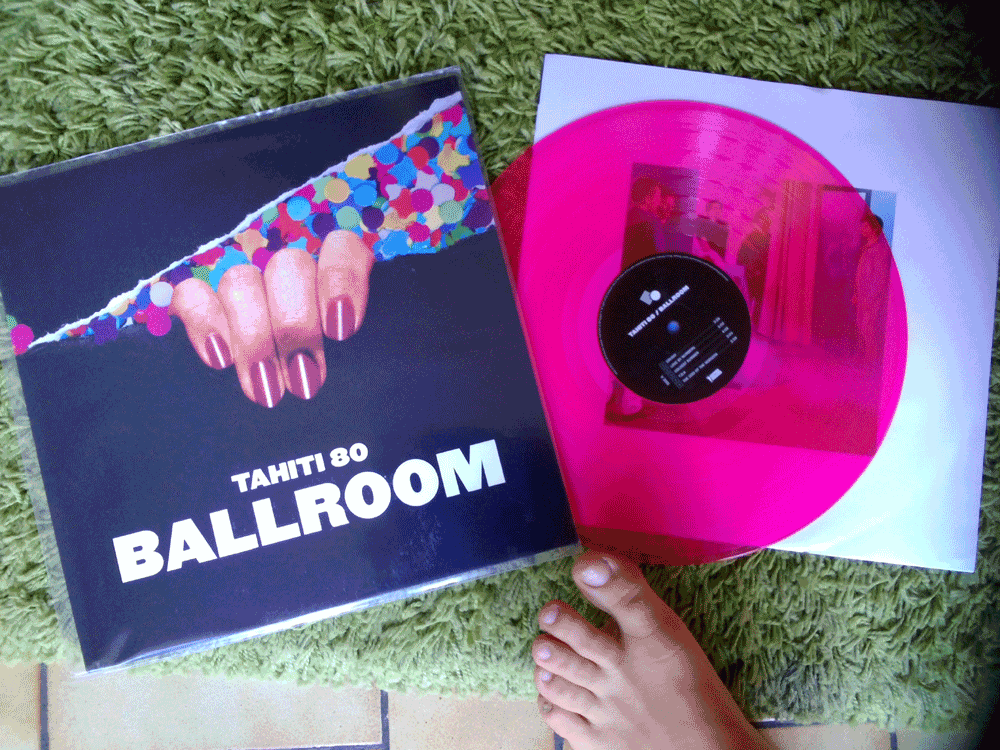 t80-vinyl-01-ballroom